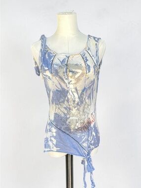Women's Blue Tie-Hem Sleeveless Graphic Top